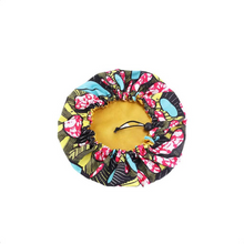 Charger l&#39;image dans la galerie, African Print Satin bonnet-Reversible
